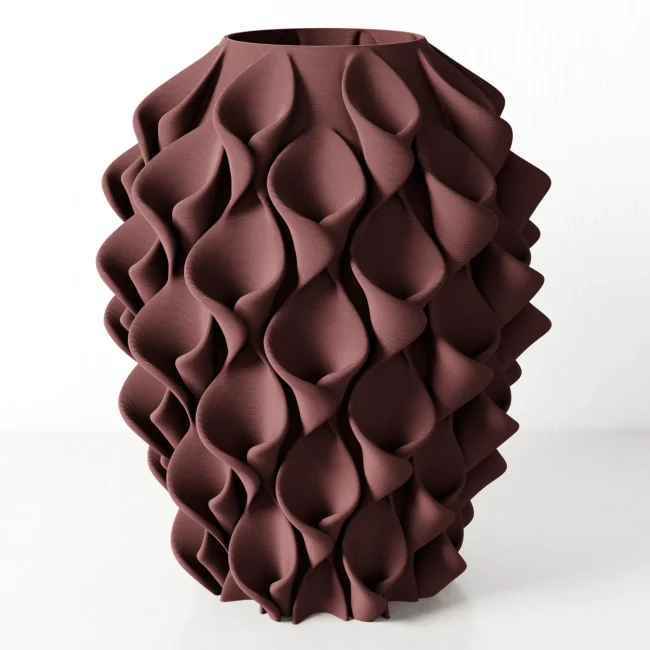 Bordeaux rode 3D geprinte vaas met kelken patroon.